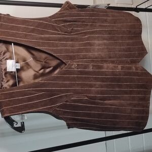 Suede leather lined pinstriped best